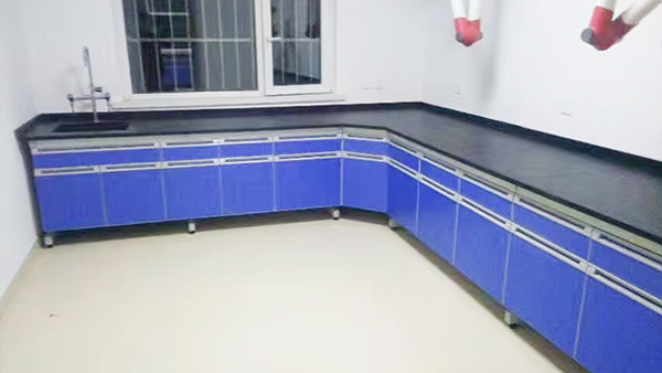 蘇州瑞可達新建實驗室實驗臺應(yīng)用