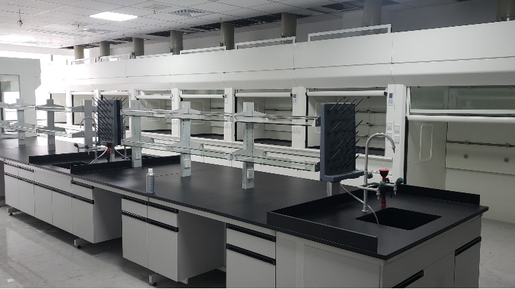 實(shí)驗(yàn)室實(shí)驗(yàn)臺